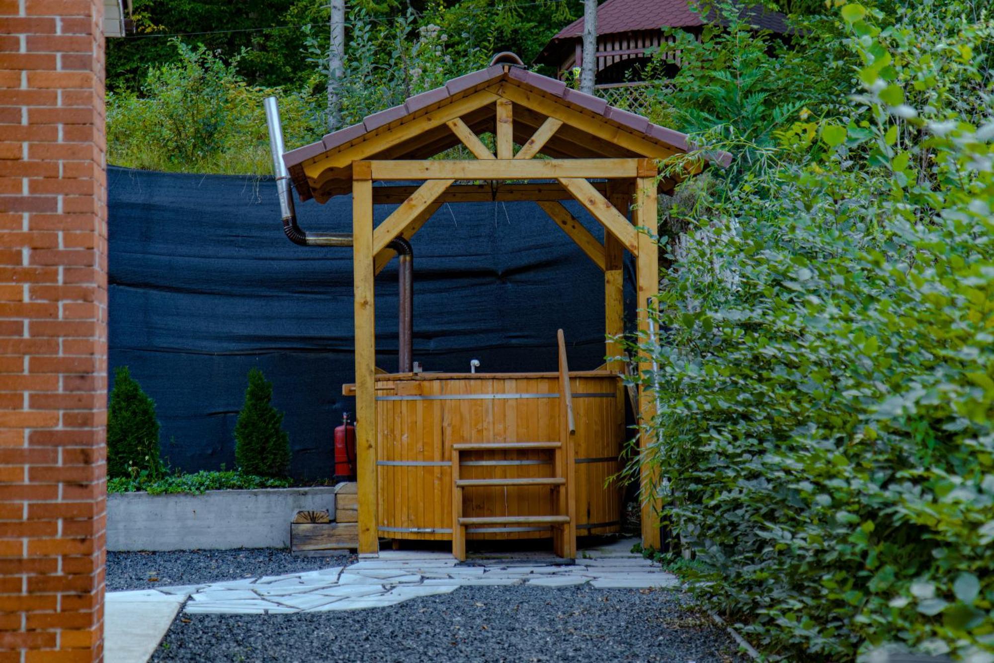 Bear'S Lair Chalet Porumbacu de Sus Exterior foto